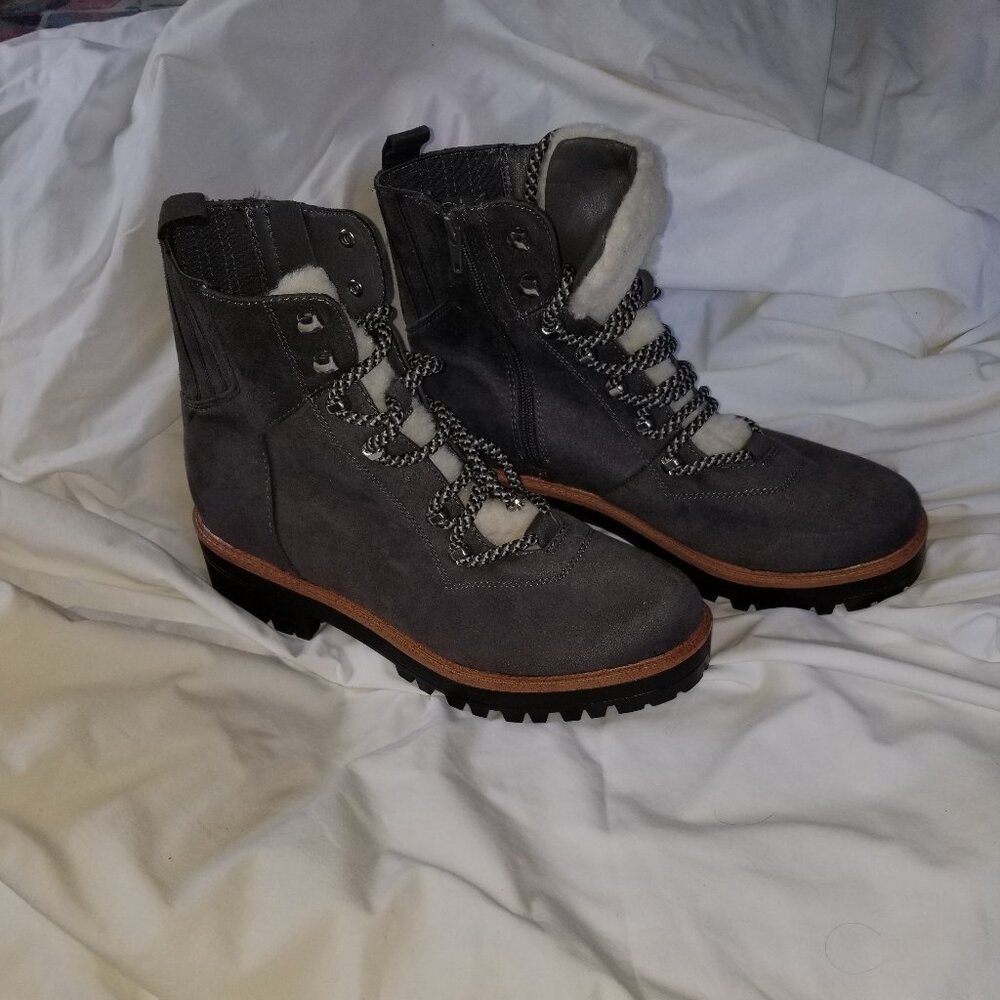 Indigo Road Combat Bootie. Sz 9.5. M Gray suede.